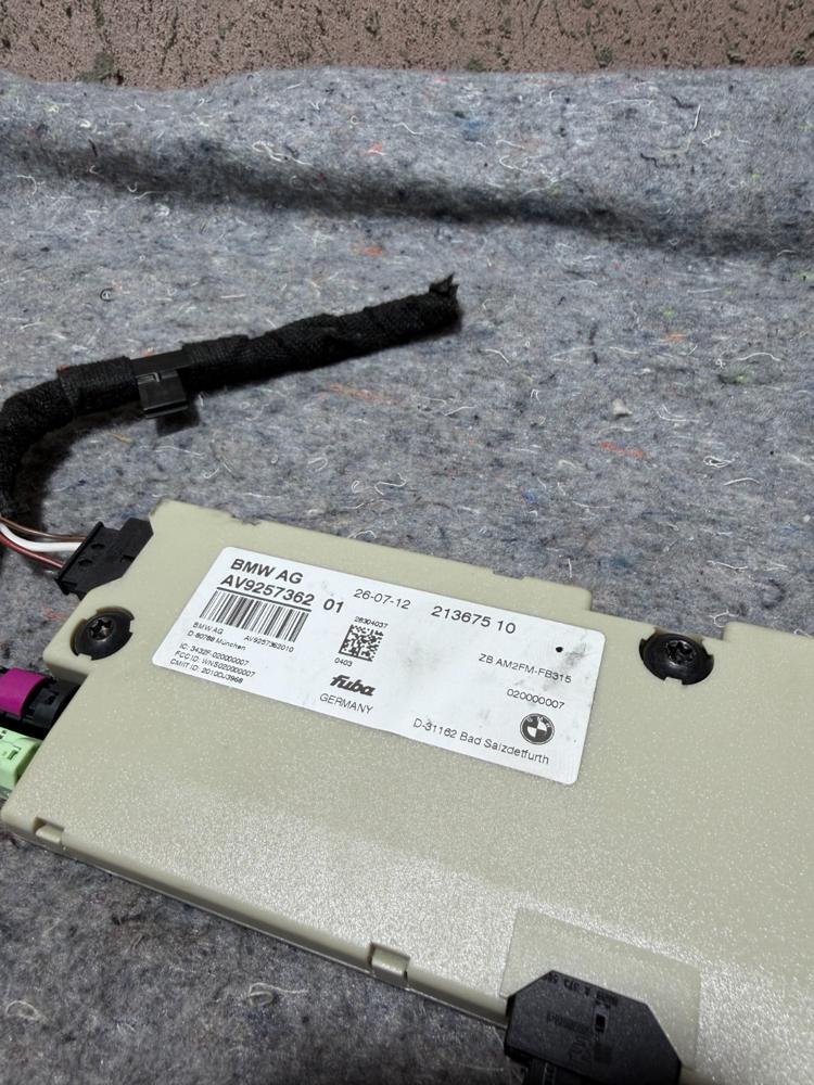 2010-2016 BMW F10 Diversity Antenna Amplifier 21367510 OEM – photo 4