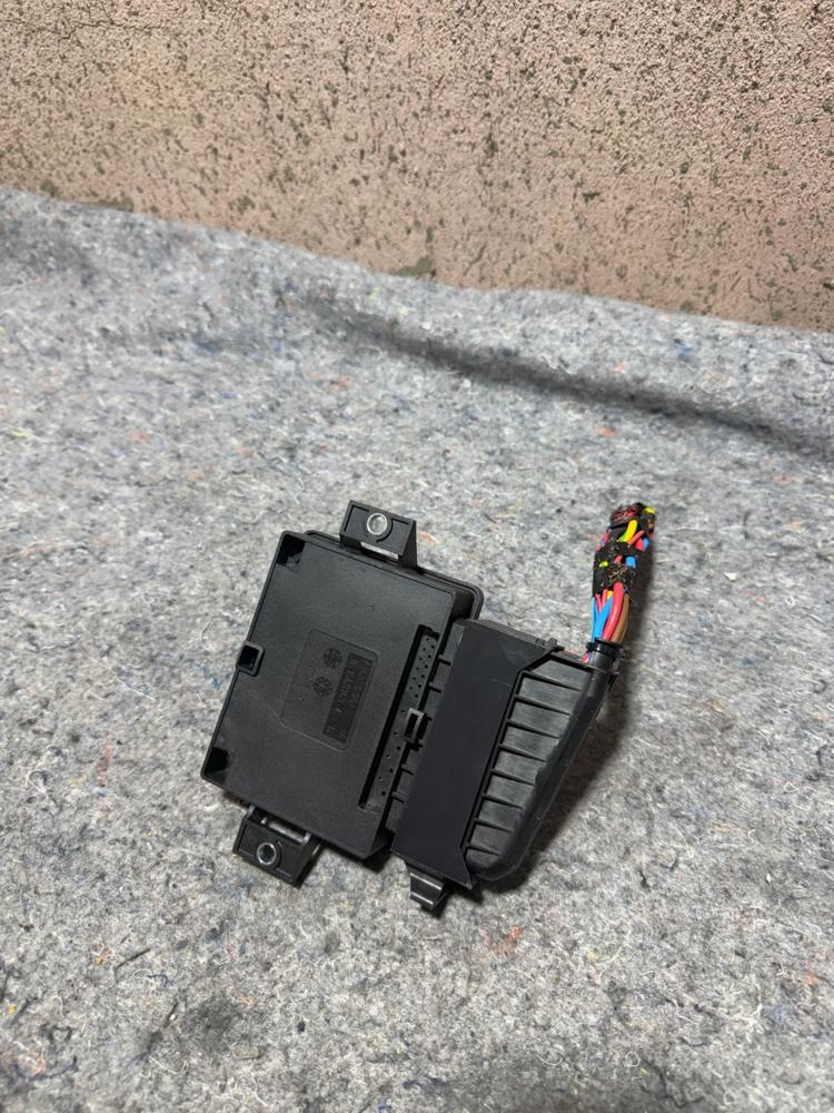 2011-2016 BMW F10 528i Parking Brake Control Module 32620276-A OEM – photo 2