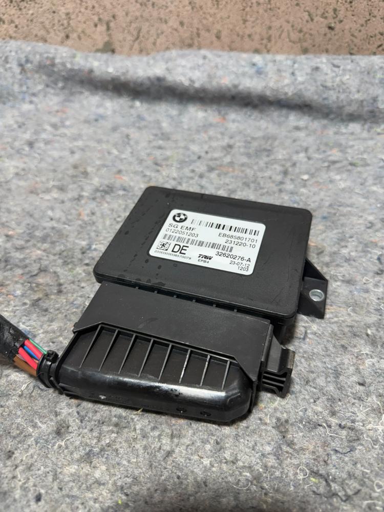 2011-2016 BMW F10 528i Parking Brake Control Module 32620276-A OEM – photo 3