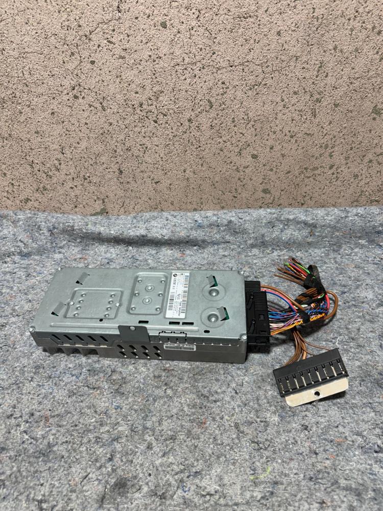 11-13 BMW 550I Amp Amplfier Audio Harmon / Becker 9292597 OEM – photo 4