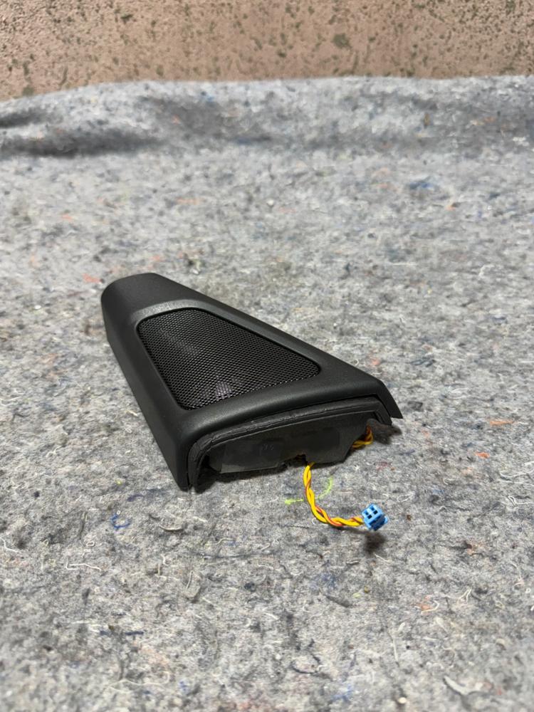 11-16 BMW F10 5 Series Left Driver Door Loudspeaker Tweeter 6513918479402 OEM – photo 1