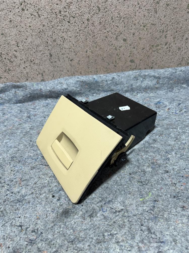 11-16 BMW F10 528i Front Left Side Dash Storage Compartment Tray 51169166696 OEM – photo 2