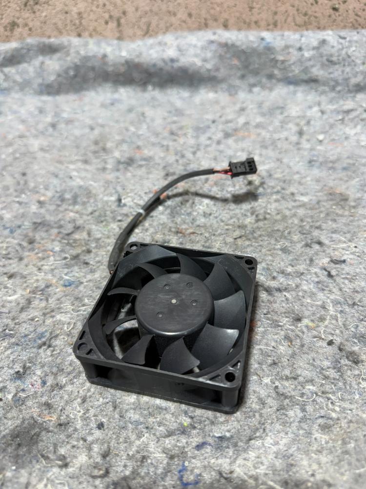 BMW Harman Kardon Amplifier Cooling Fan 6515698307502 OEM 2413R1 – photo 4