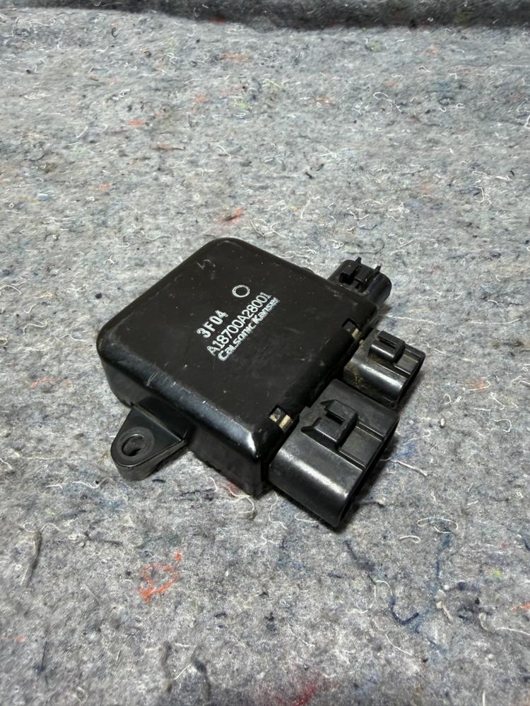 2009-2020 Nissan Cooling Fan Control Module Unit A18700A28001 OEM – photo 4