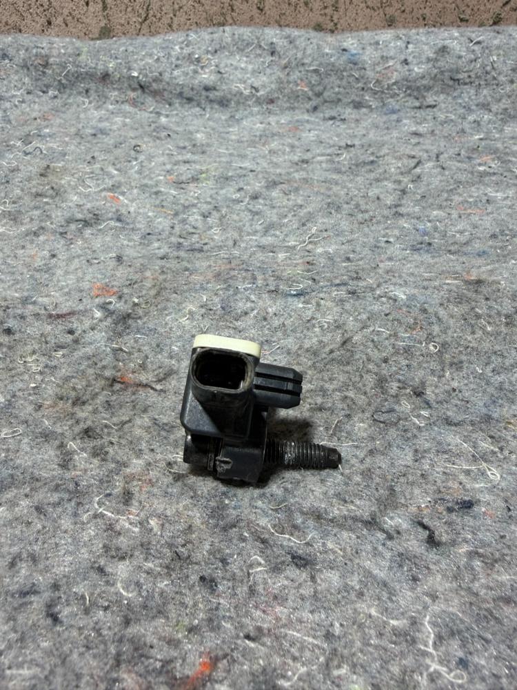 2024 Dodge 1500 Acceleration Sensor 56054085AA OEM – photo 3
