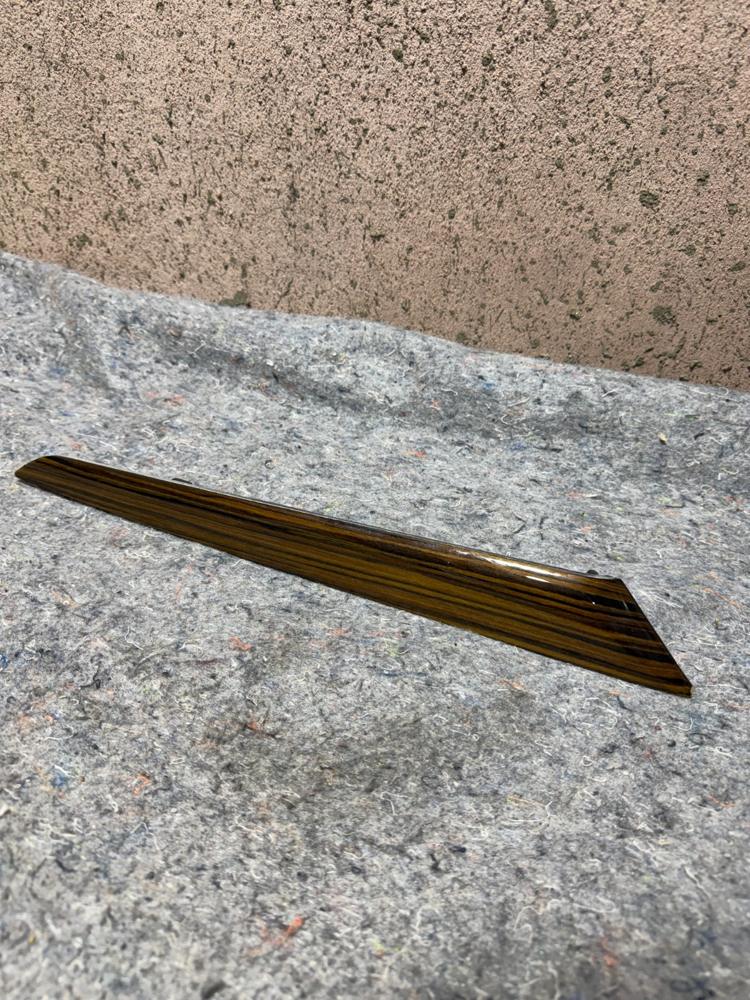 Maserati Ghibli Quattroporte Front Right Door Molding Panel 670015136 OEM – photo 1