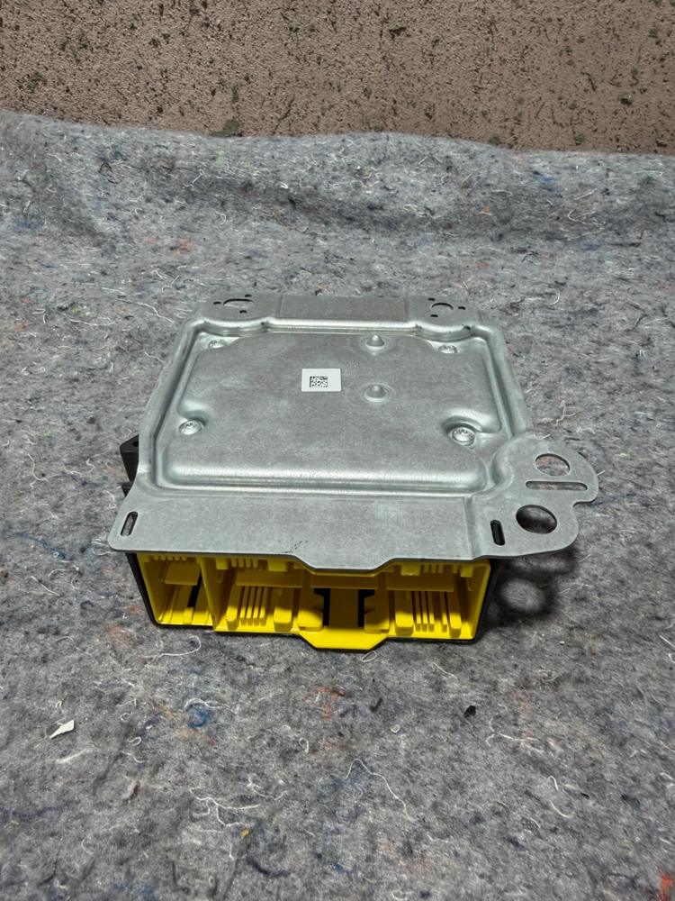 Maserati Ghibli SRS Restraint System Control Module 670007061 OEM – photo 2