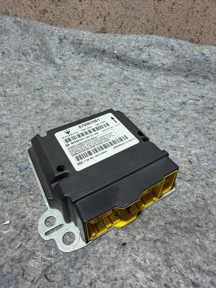 Maserati Ghibli SRS Restraint System Control Module 670007061 OEM – photo 4