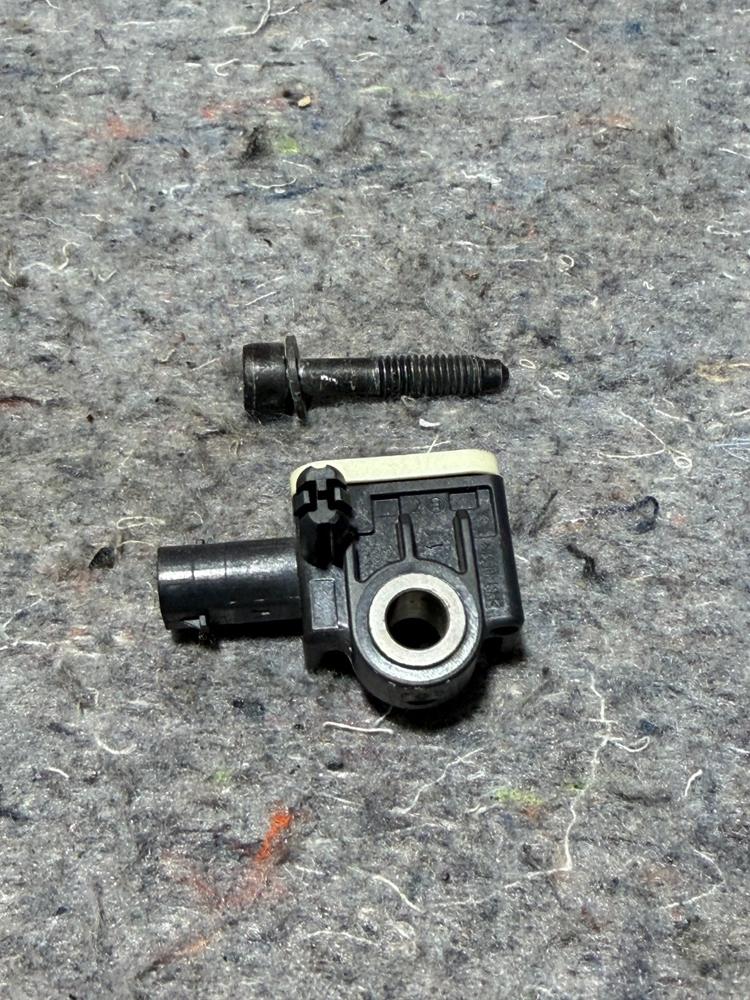 Mopar Accelertion Sensor 56054085AA OEM – photo 4