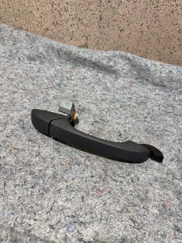2007-2017 Jeep Patriot Exterior Door Handle Rear Right Textured OEM – photo 1