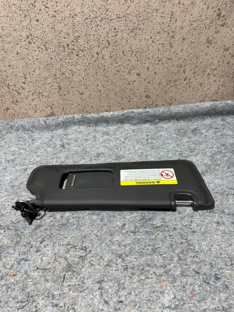 2003-2018 Bentley Flying Spur Gtc GT Right Side Sun Visor Shade Sunvisor OEM – photo 2