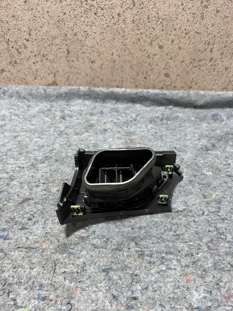 2016-2022 Chevrolet Spark Front Left LH AC Vent 95250706 OEM – photo 4