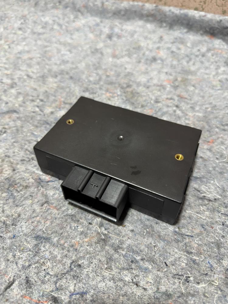 2006-2012 Bentley Flying Spur Trunk Control Module 3W0909610E OEM – photo 4