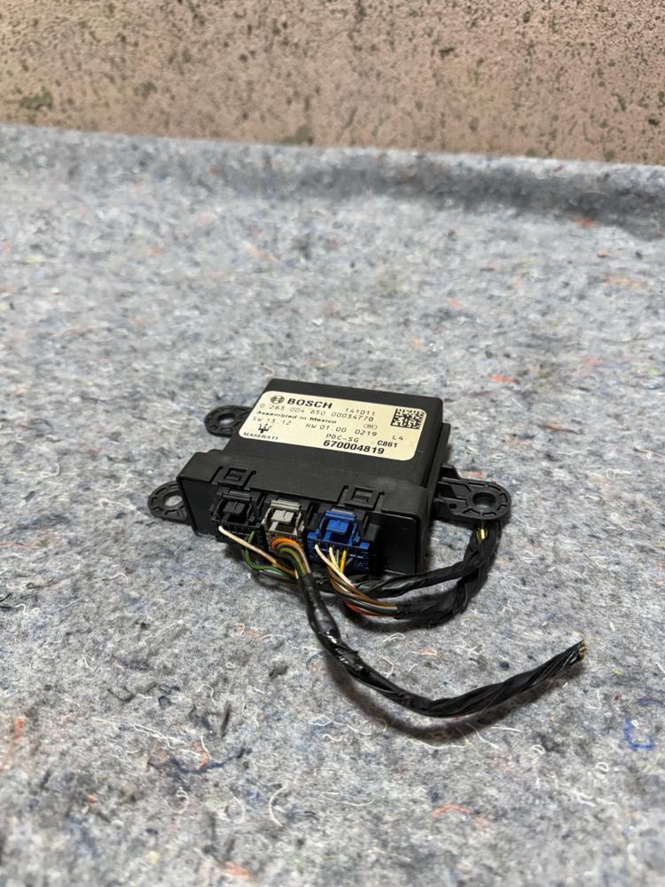 Maserati Ghibli Parking Module Control 670004819 OEM – photo 1