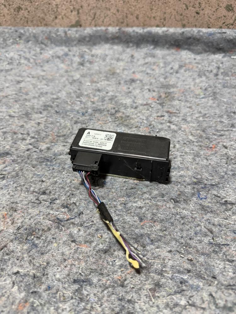 2013-2016 Ford Fusion Radio Remote Receiver Comtrol Module DS7T-18D816-AN OEM – photo 2
