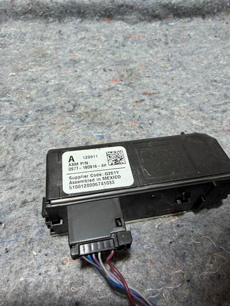 2013-2016 Ford Fusion Radio Remote Receiver Comtrol Module DS7T-18D816-AN OEM – photo 4