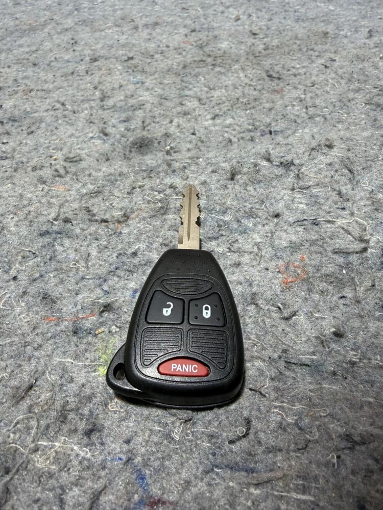 2007-2018 Jeep Wrangler Electronic 3 Button Remote Key Fob OEM – photo 2