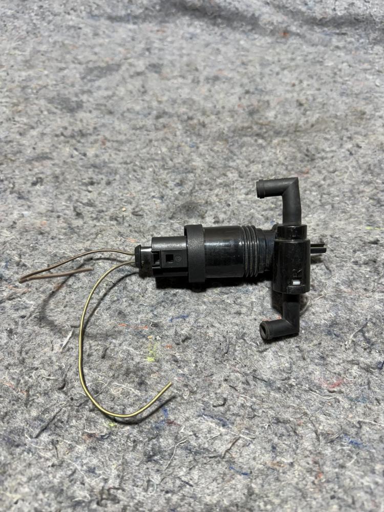 Mopar Windshield Washer Pumper Genuine 05152075AC OEM – photo 1