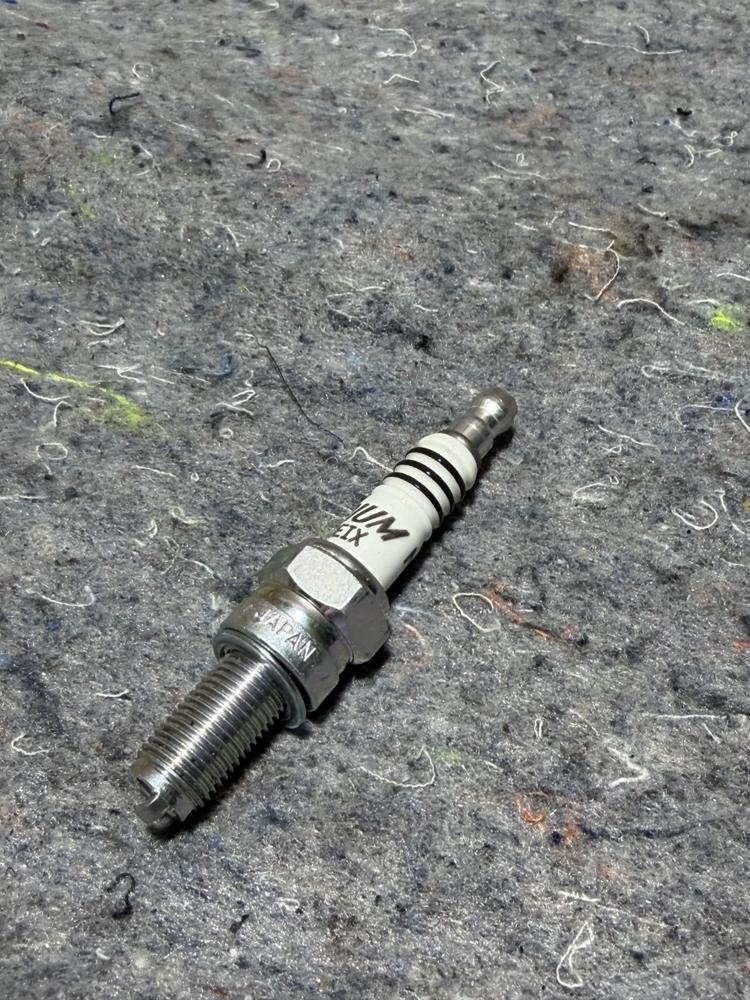 Spark Plug Ngk 4218 OEM – photo 1