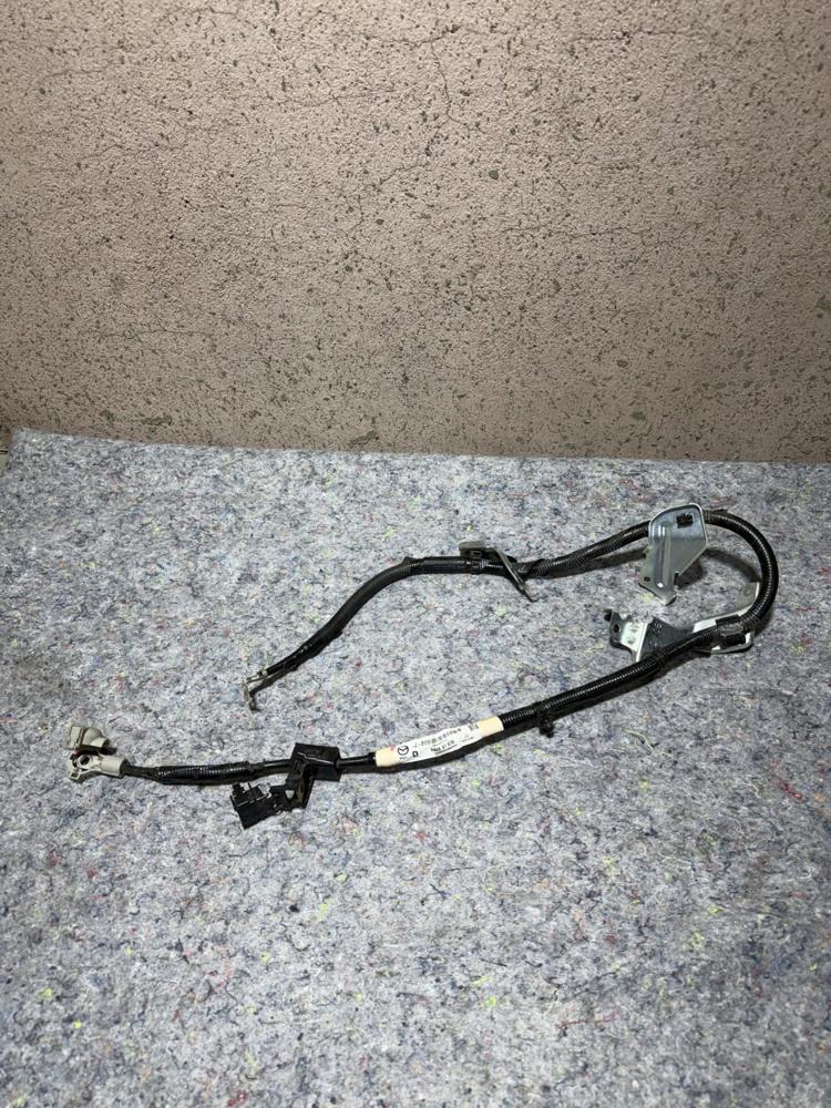 Mazda Engine Harness DB5K-67-070 OEM – photo 1