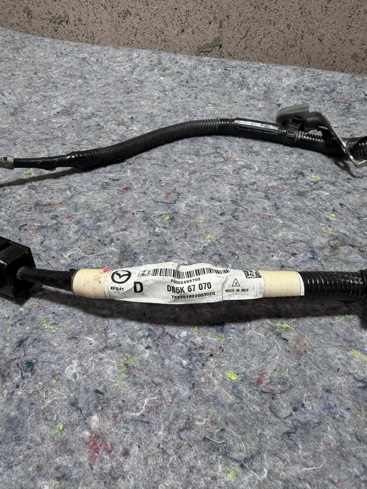 Mazda Engine Harness DB5K-67-070 OEM – photo 3
