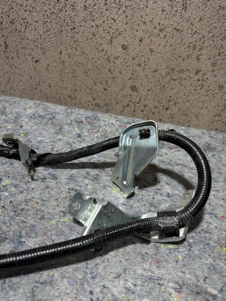 Mazda Engine Harness DB5K-67-070 OEM – photo 4