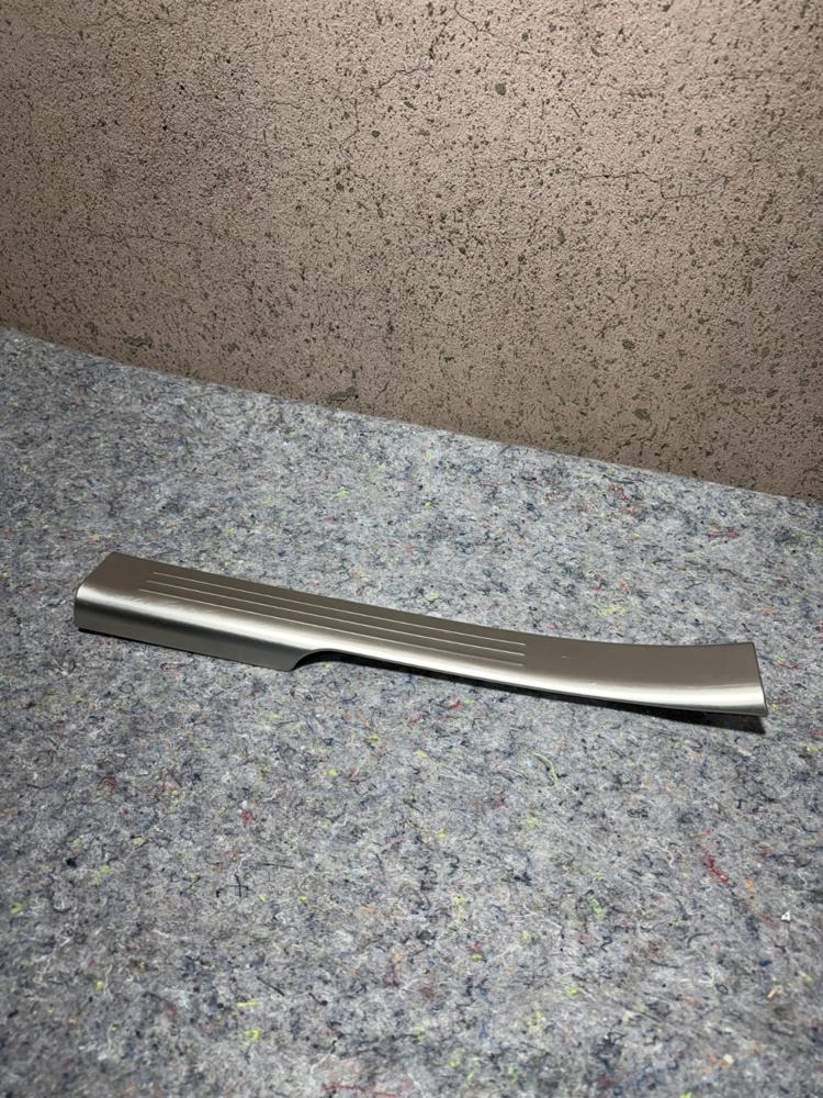 06-13 Bentley Continental Flying Spur Rear Right Door Sill Scuff Plate OEM – photo 1