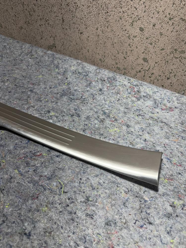 06-13 Bentley Continental Flying Spur Rear Right Door Sill Scuff Plate OEM – photo 3