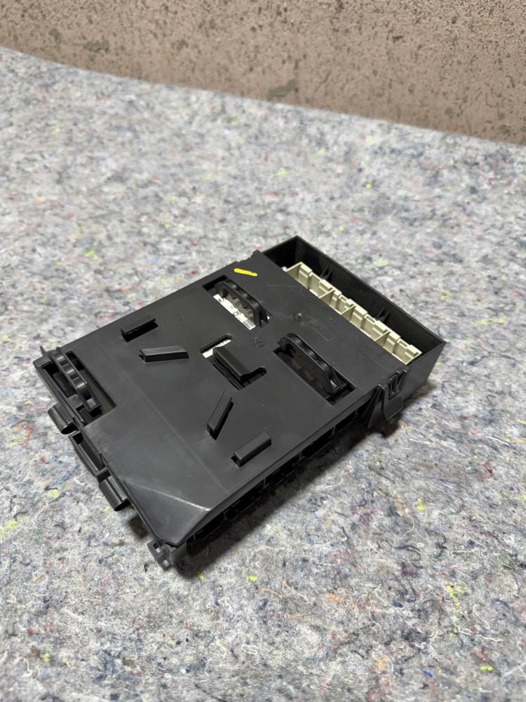 Bentley AC Control Unit 3D0903145D OEM – photo 1