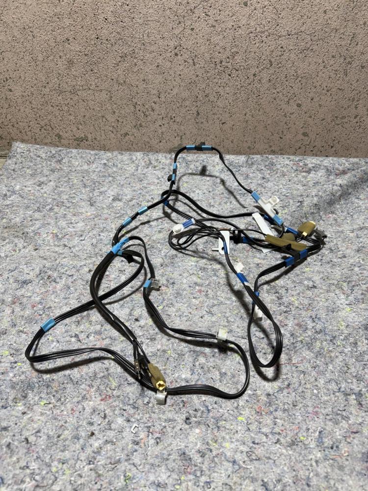 Lexus IS300 Radio Antenna Wiring Aire Harness OEM – photo 2