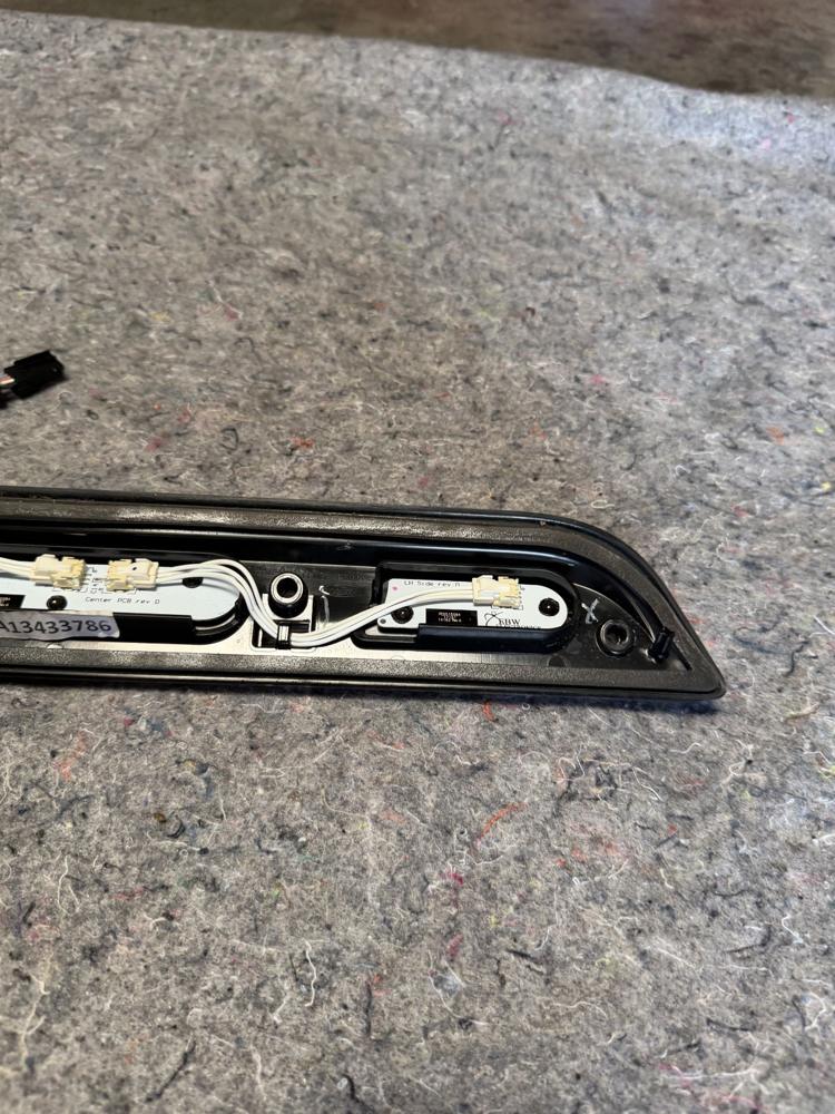 Ford Raptor LED 3RD Third Brake Stop Lamp Light W/bolts HL3V15425BA OEM – photo 2