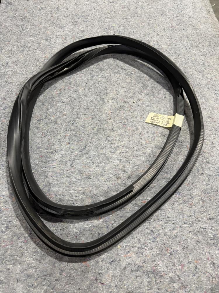 2011-2016 Ford F250 F350 Right Front Passenger Door Weatherstrip Seal OEM – photo 1