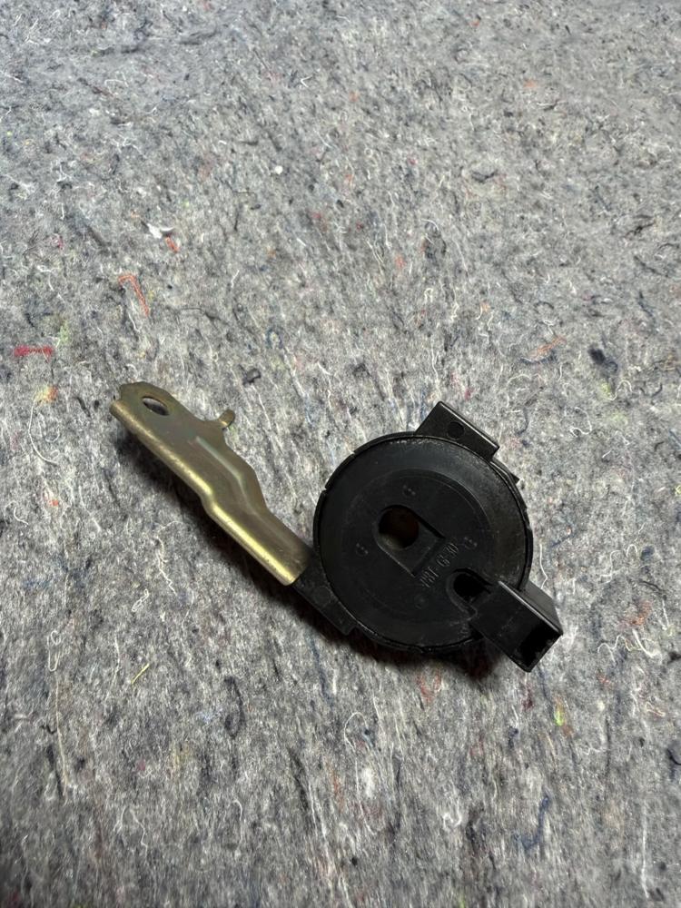 98-02 Toyota 4RUNNER Wireless Door Lock Buzzer Unit 89747-35010 OEM P4668B0 – photo 4