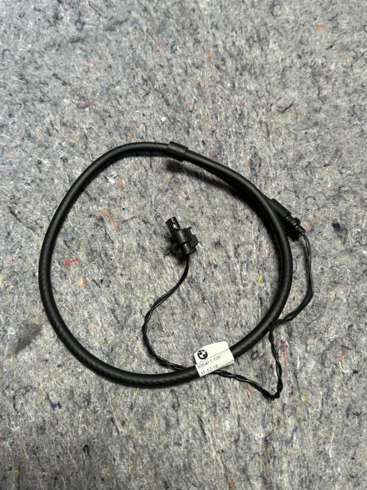 BMW Rear Deck Lid Kick Motion Sensor Button 61357391043 OEM – photo 2