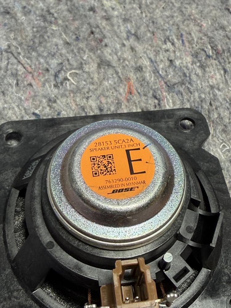 Infiniti OEM Left and Right Pair Rear C Pillar Bose Speaker 281535CA2A OEM – photo 3