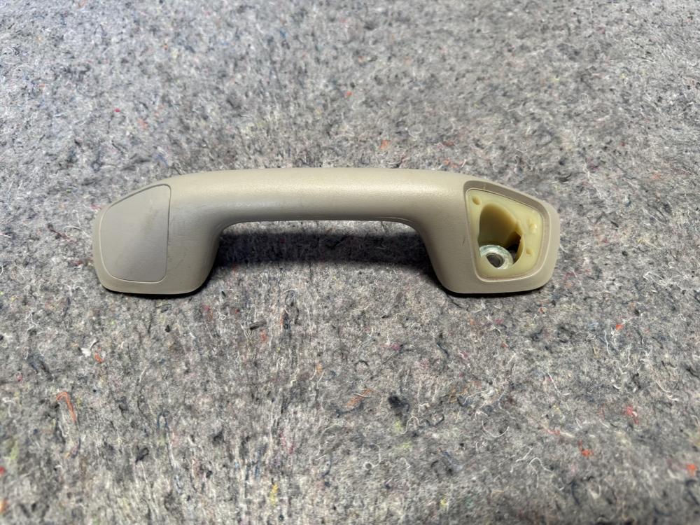 16-23 Toyota Tacoma Front Right Side a Pillar Grab Bar Handle OEM – photo 3