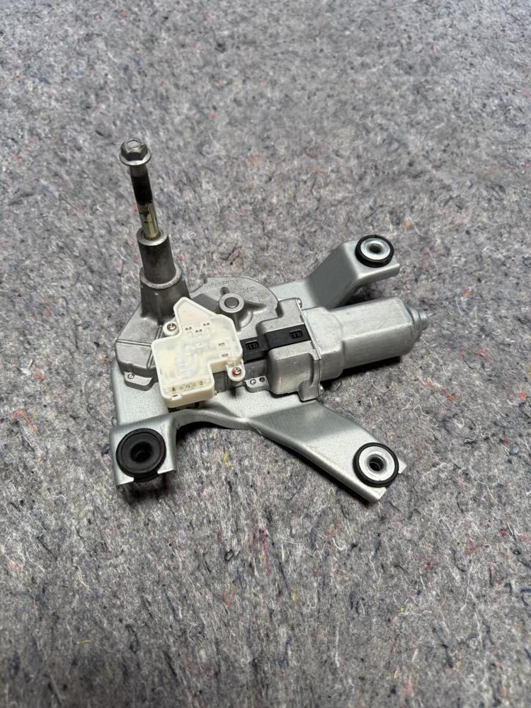 2002-2007 Jeep Compass Rear Windshield Wiper Motor OEM – photo 3