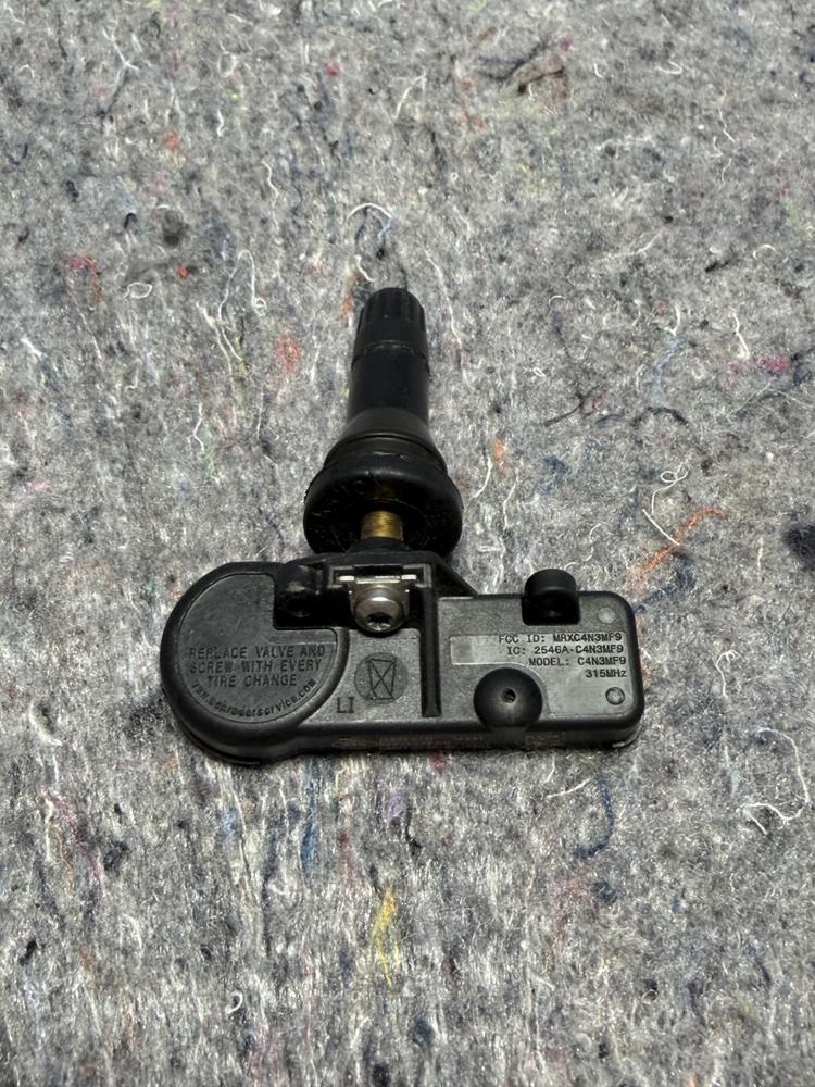 Genuine TPMS Tire Pressure Sensor Chysler Dodge Jeep 56029479AB OEM – photo 1