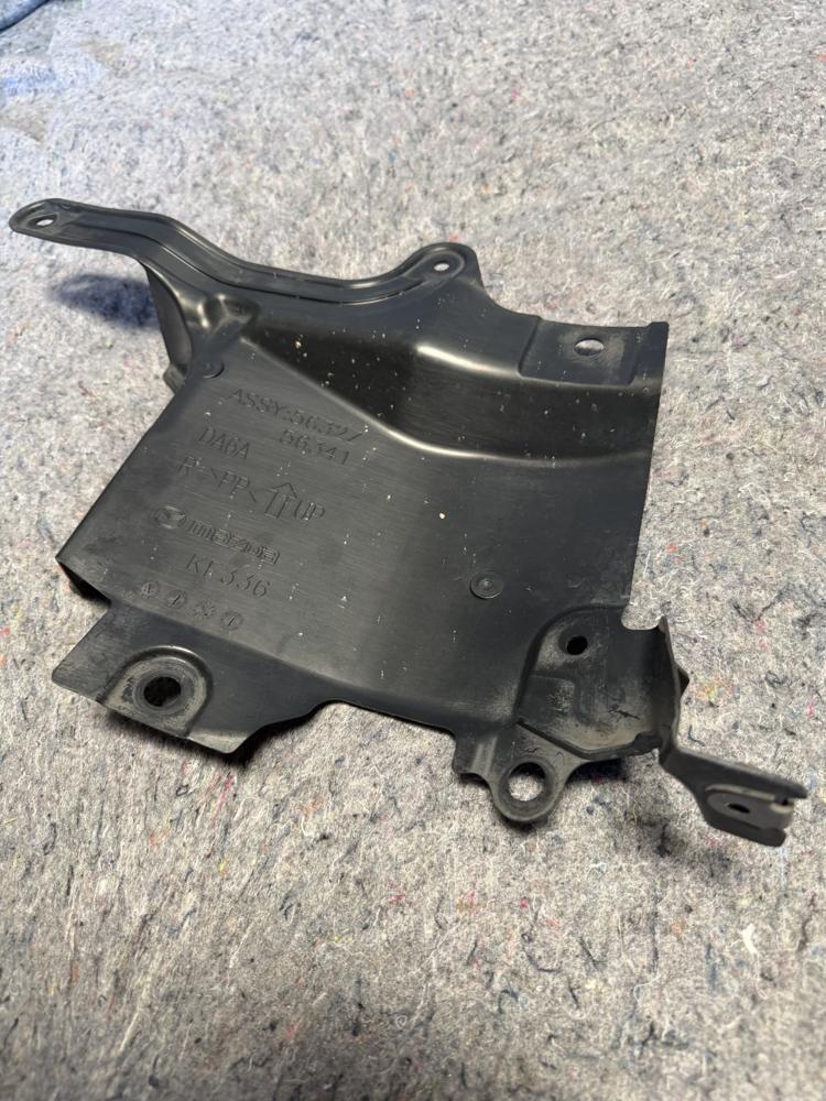 Mazda DA6A-56-32ZA Shield Splash OEM – photo 4
