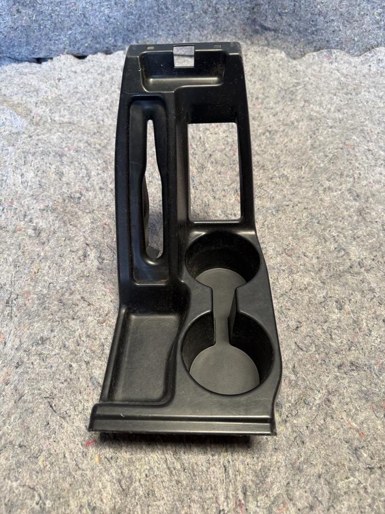 Toyota 4RUNNER Center Console Dual Cup Holder E Brale Trim Bezel 5882135060 OEM – photo 2