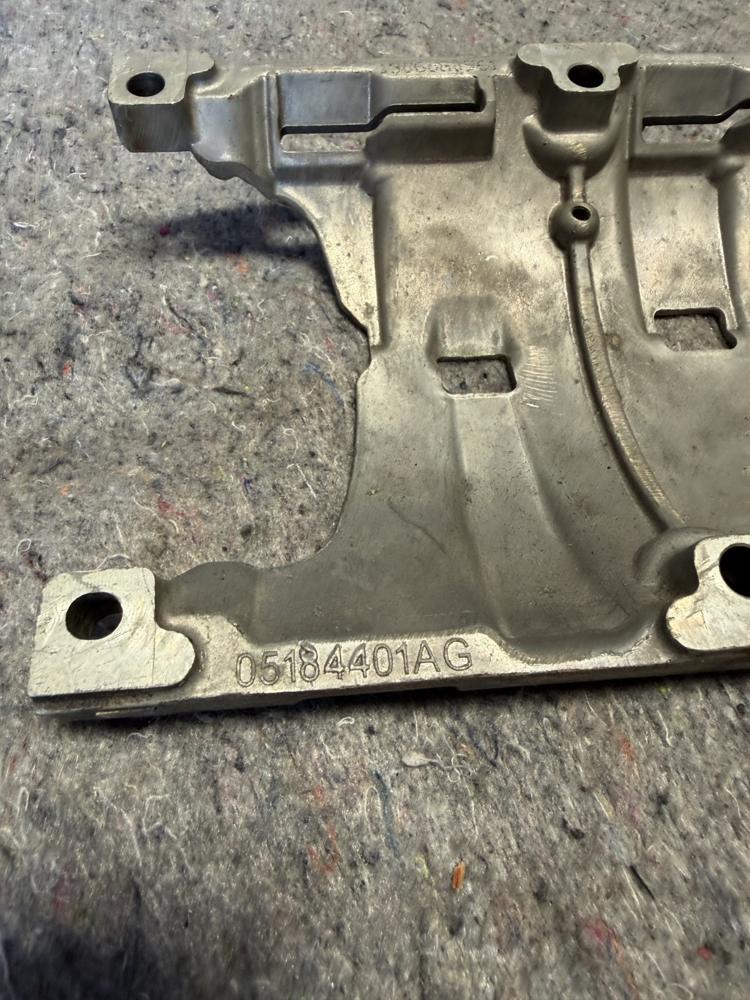 Jeep Wrangler Engine Oil Windage Tray 05184401AG OEM – photo 3