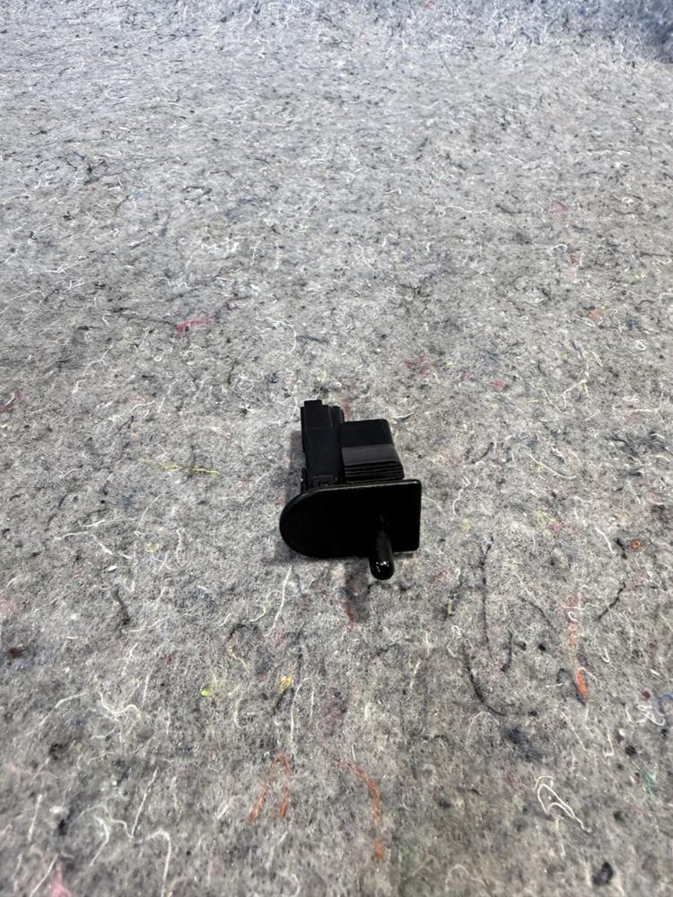 15-20 Ford F150 Glove Box Door Adjar Switch Assembly FL3Z-14413-C OEM – photo 3