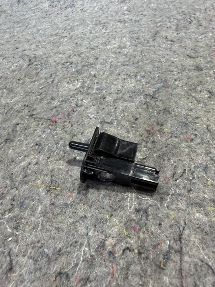 15-20 Ford F150 Glove Box Door Adjar Switch Assembly FL3Z-14413-C OEM – photo 4