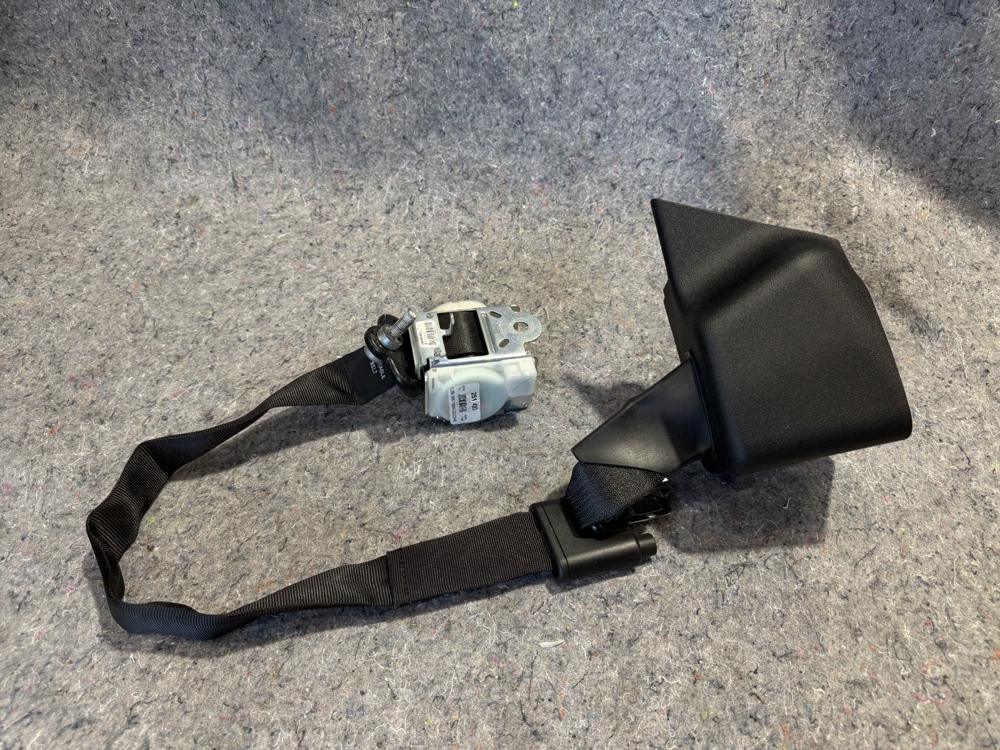 Ford F150 Rear Left Seat Belt W/retractor FL3B-16611B69-GG3ZHE OEM – photo 1