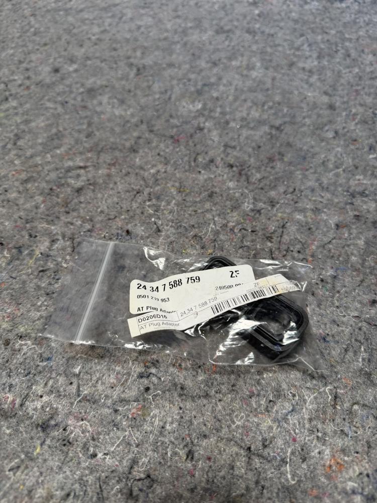 BMW 5 Auto Transmission Seal Adapter 2437588759 OEM – photo 2