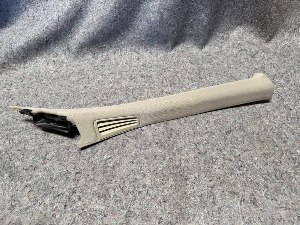 Infiniti Right Passenger Interior a Pillar Trim H7945810100A048697 OEM – photo 1