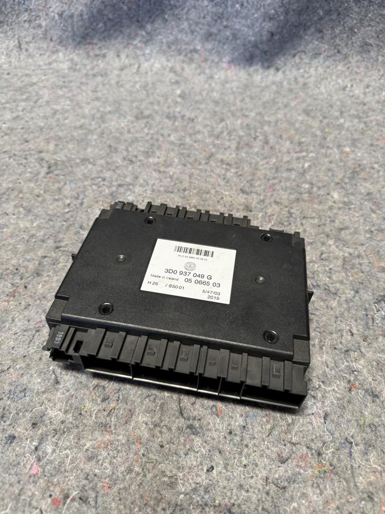 04-06 VW Volkswagen Phaeton Onboard Power Supply Module 3D0937049G OEM – photo 4