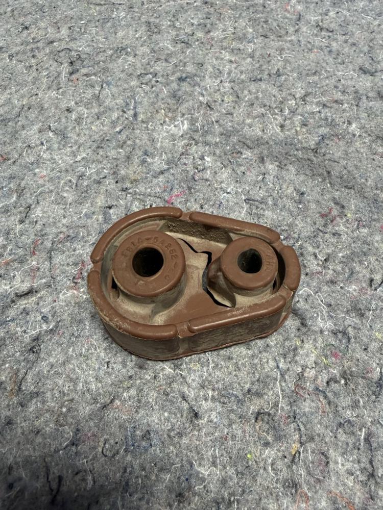Ford Exhaust System Hanger F881Z5A262EA OEM – photo 2