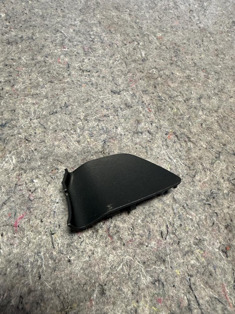 Infiniti Rear RH Trim Cover Panel OEM – photo 3