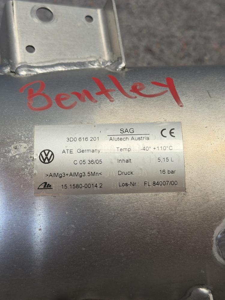 Suspension Compressor Air Tank 3D0616201 Bentley Continental Flying Spur – photo 2